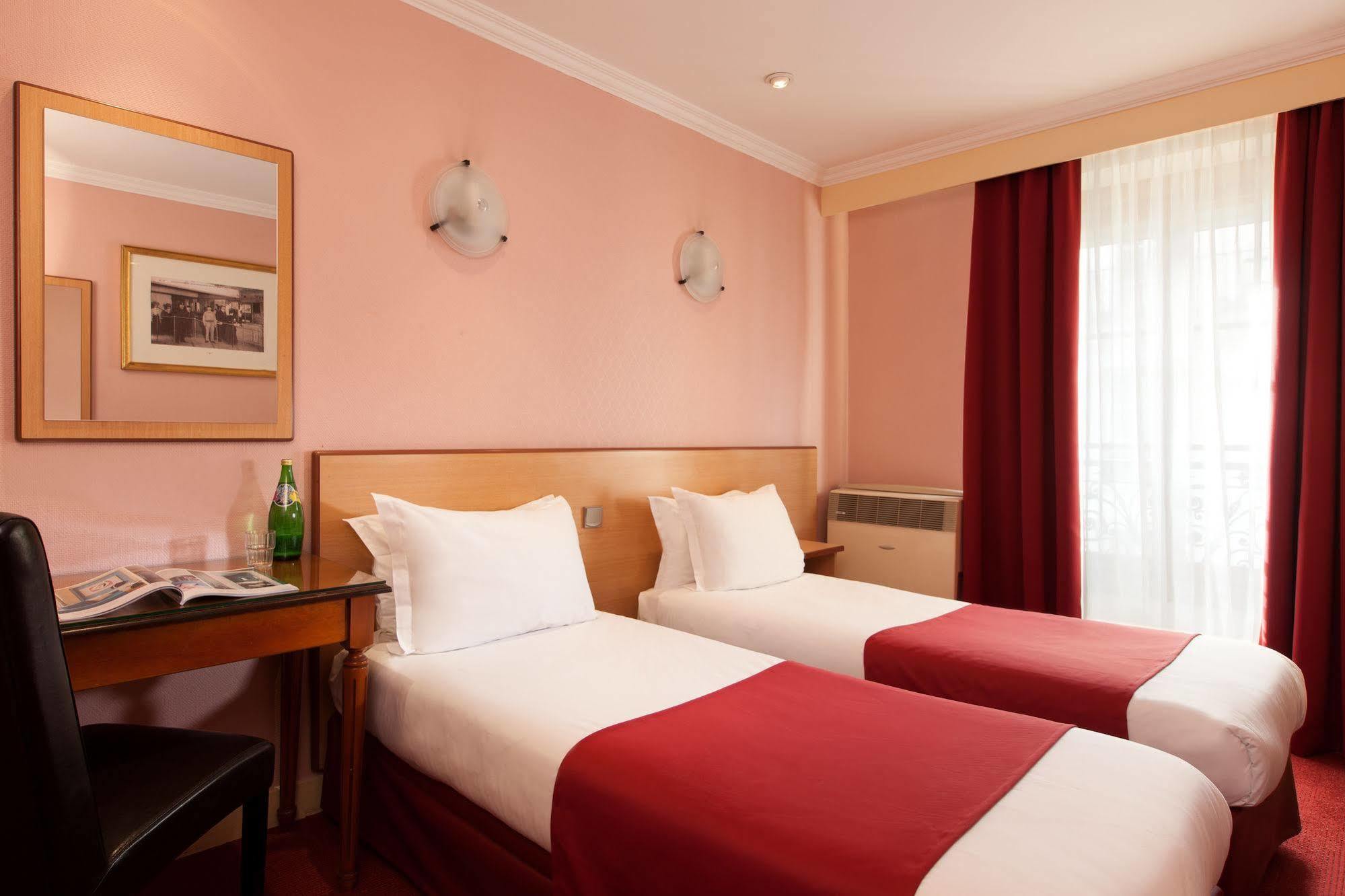 Grand Hotel Amelot ปารีส ภายนอก รูปภาพ